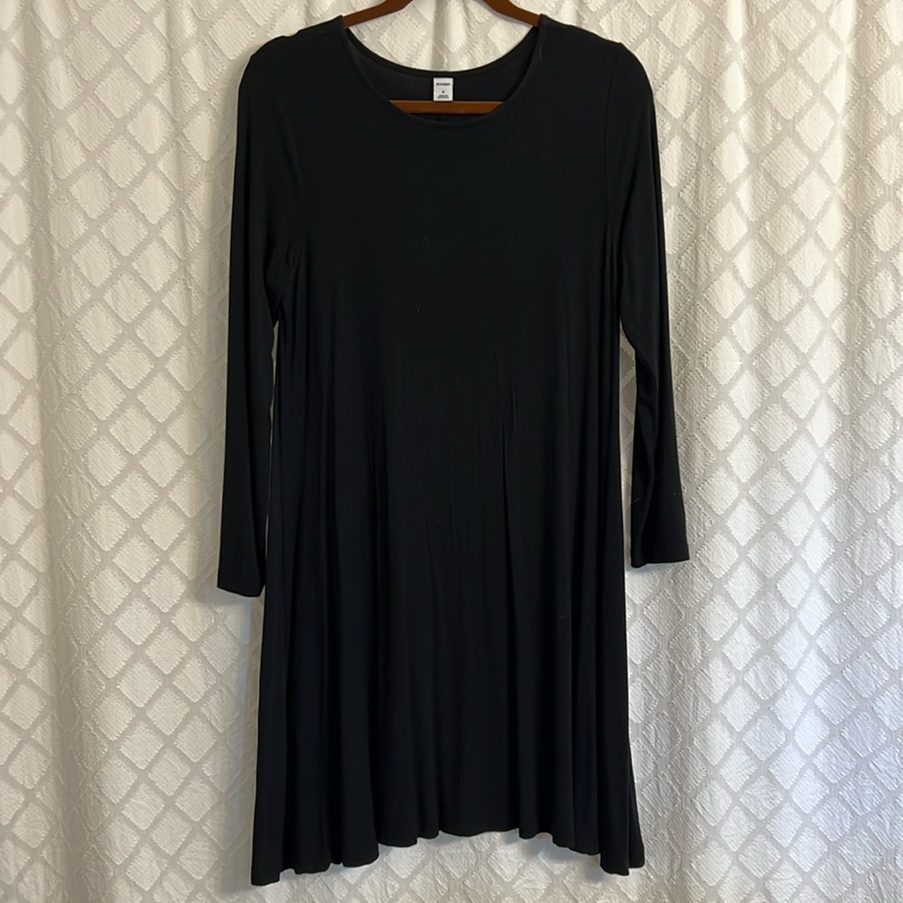 Old Navy, size M, black t shirt dress, excellent used condition